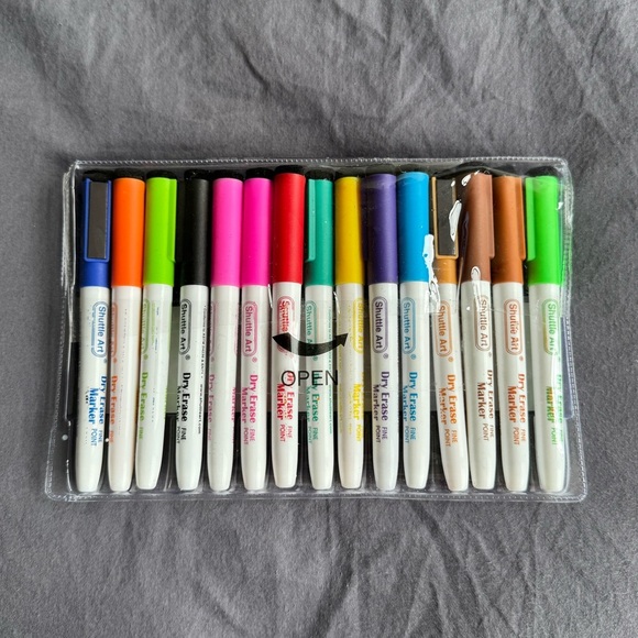 Shuttle Art Other - Shuttle Art Dry Erase Marker Set